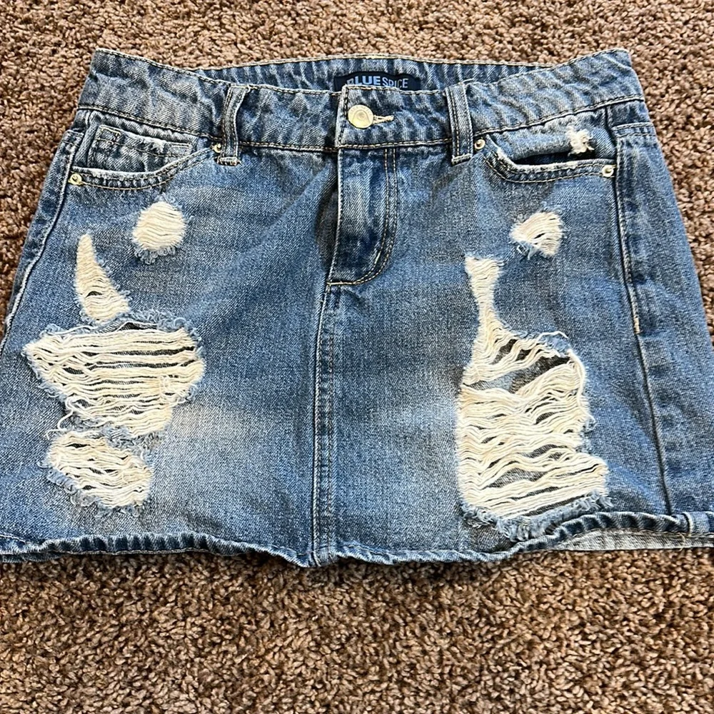 2 Jean skirts - Picture 6 of 8